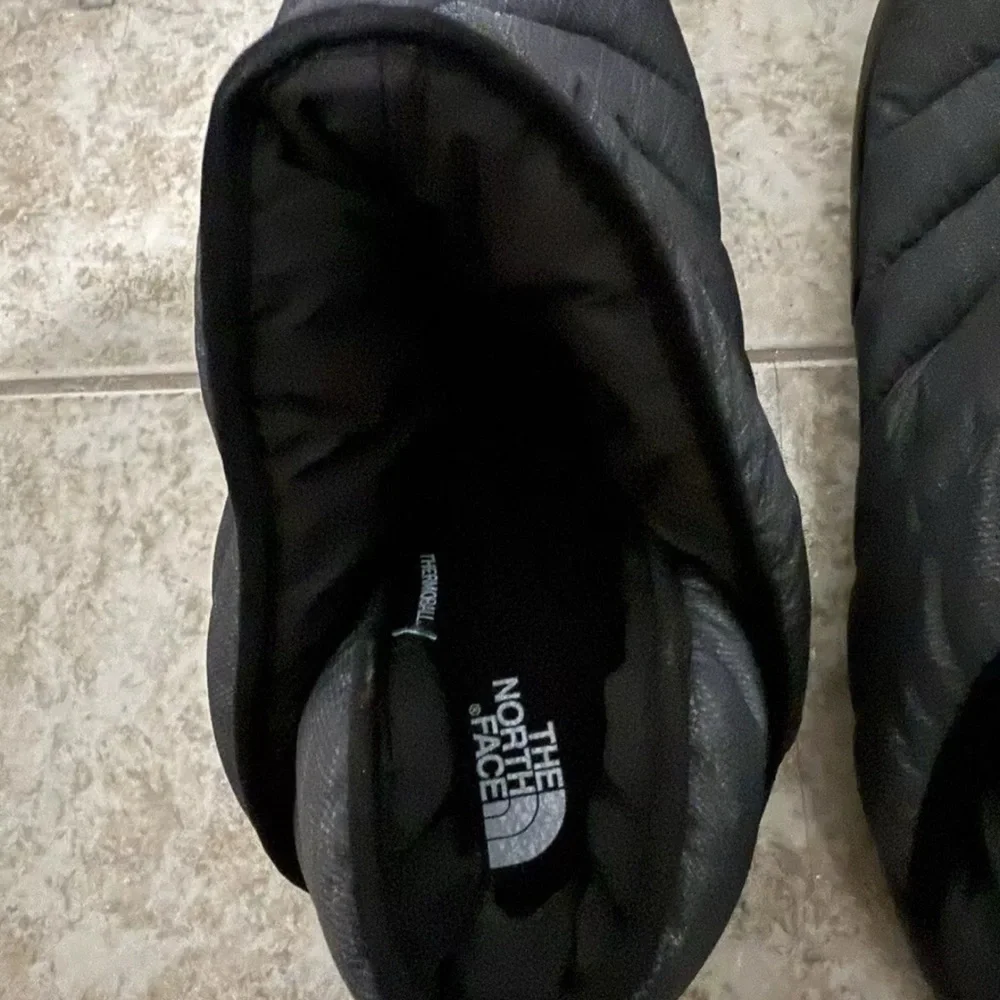 The North Face Thermoball ECO Traction Thermal Boots Men's Dark Gray / Black 12 - Picture 4 of 7